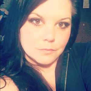 Meet your Posher, Cassie